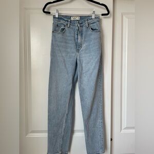 Abercrombie & Fitch Ankle Straight Ultra High Rise